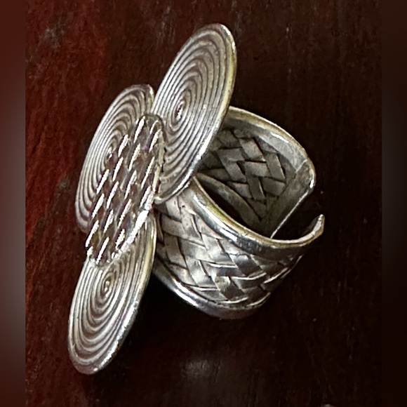 Handmade Ring - Picture 2 of 6